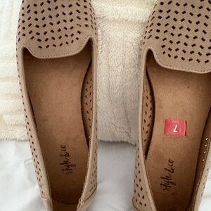 Style & Co. Women's Beige Perforated Flats